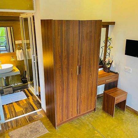 8 Plus Motels Negombo Exterior foto